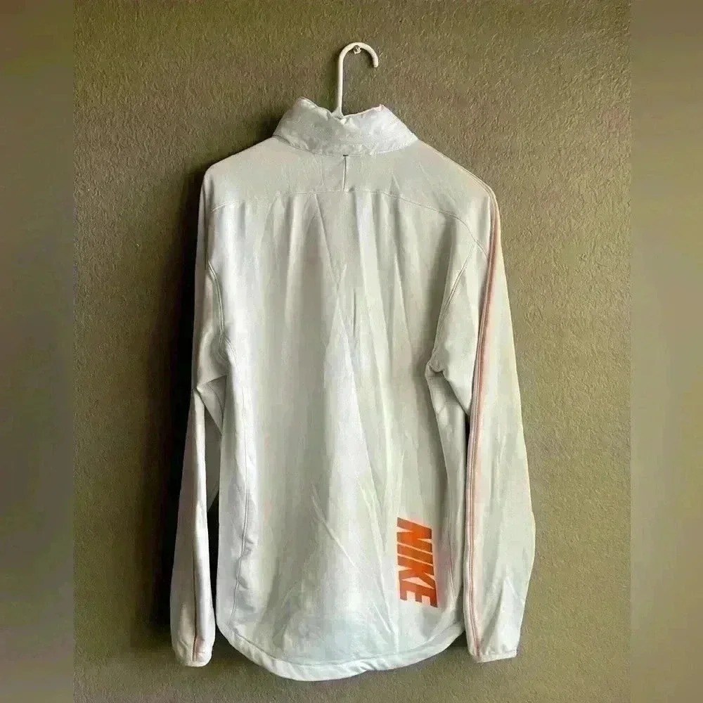 Nike Golf Dri-fit Pullover Windbreaker with hidden hat. Size Small - Picture 7 of 9